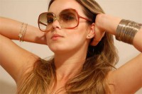 /album/www-relojoariaoticaseiko-com-br/acessorios-nas-famosas-oculos-escuro-1-jpg1/